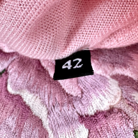 Dolce & Gabbana Pink Floral Embroidered 100% Cashmere Sweater | IT 42 M/L - Picture 9 of 13